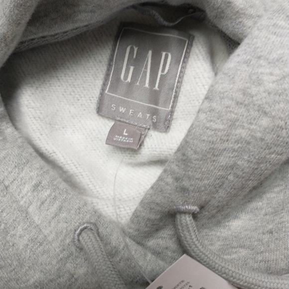 Gap Hoodie - Picture 3 of 4